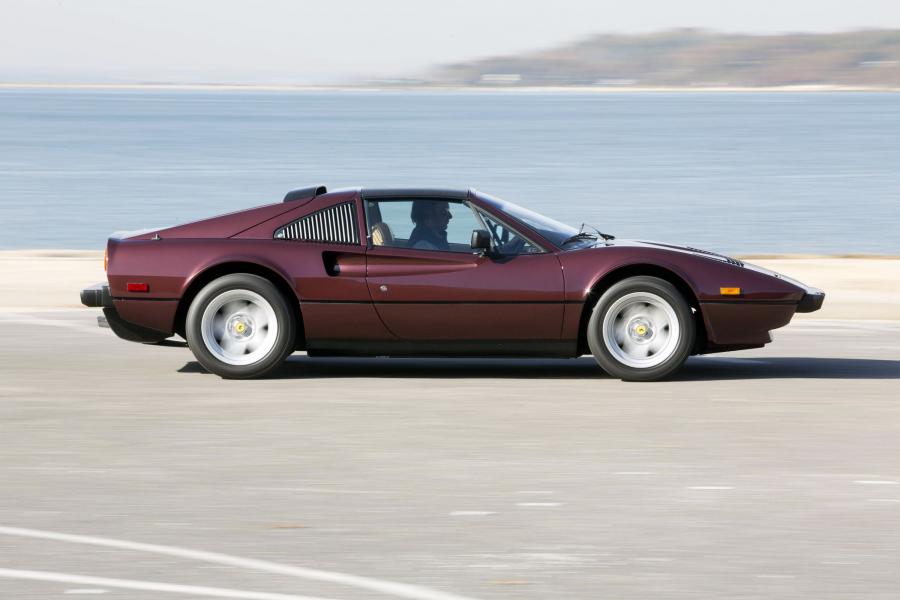  Ferrari 308 GTS Quattrovalvole 1982 года  (US) (фото 12 из 25)